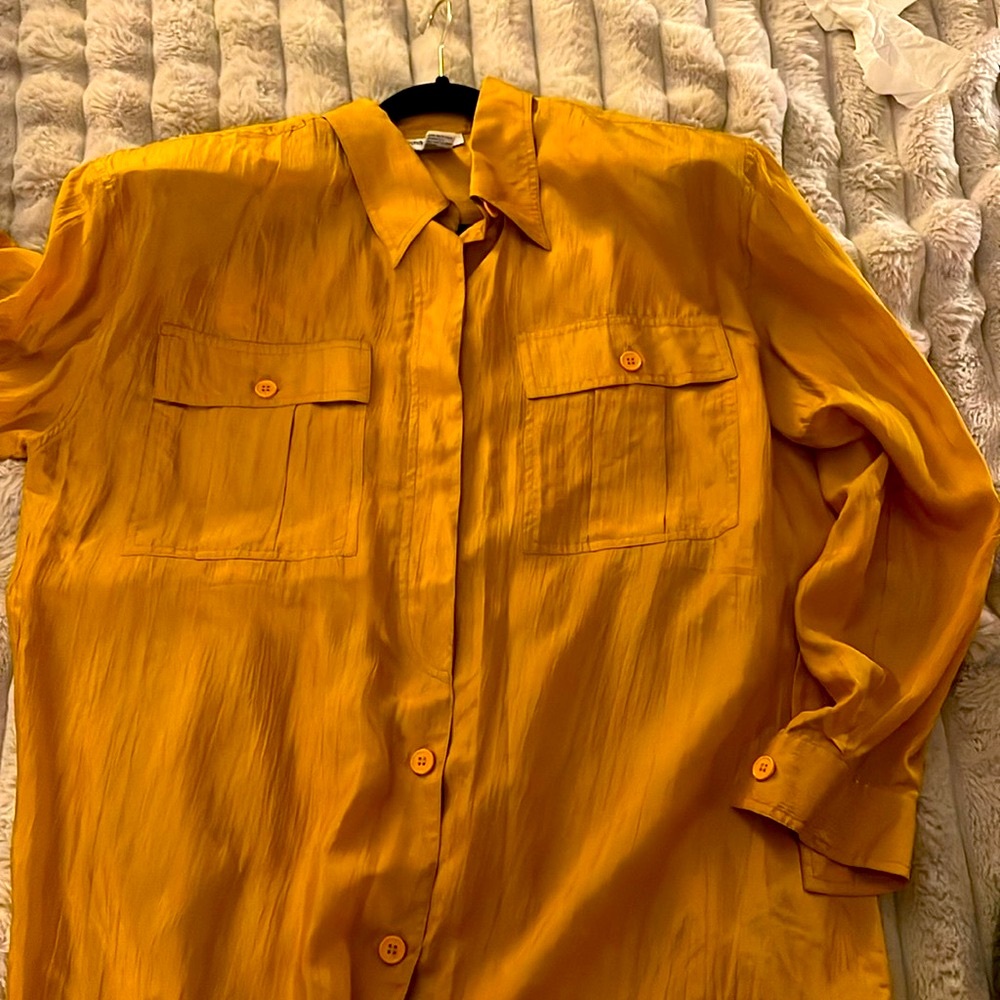 Vintage Anna & Frank 100% Silk Golden Blouse - Size Large - Shoulder Pads